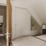 Дом отдыха Valmere Retreat, Luxury Sleeps 4, *