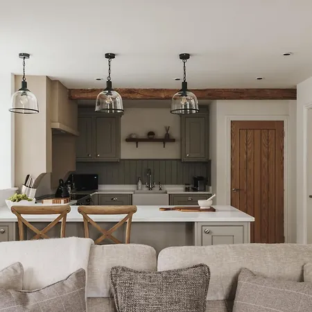 Valmere Retreat, Luxury Sleeps 4,