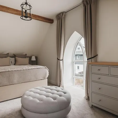 Valmere Retreat, Luxury Sleeps 4, Windermere