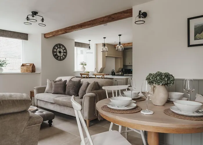 Valmere Retreat, Luxury Sleeps 4, Holiday home