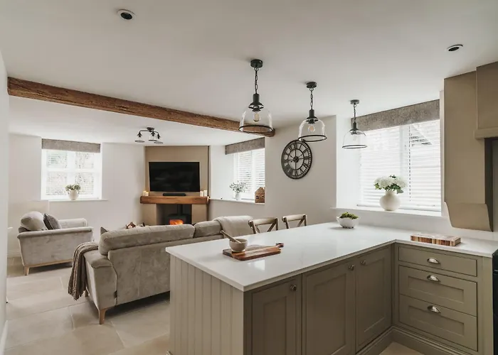 Valmere Retreat, Luxury Sleeps 4, * Windermere