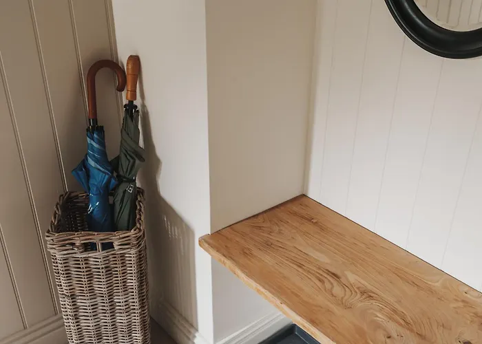 Valmere Retreat, Luxury Sleeps 4, * Windermere