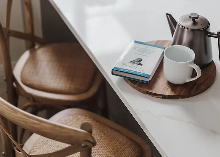 Holiday home Valmere Retreat, Luxury Sleeps 4, *