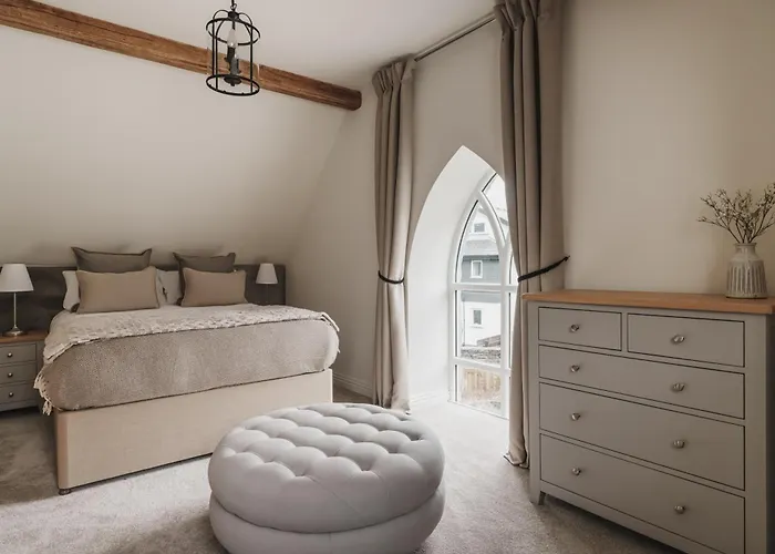 Valmere Retreat, Luxury Sleeps 4, Windermere