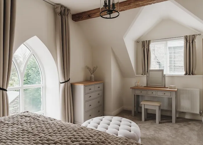 Valmere Retreat, Luxury Sleeps 4, *