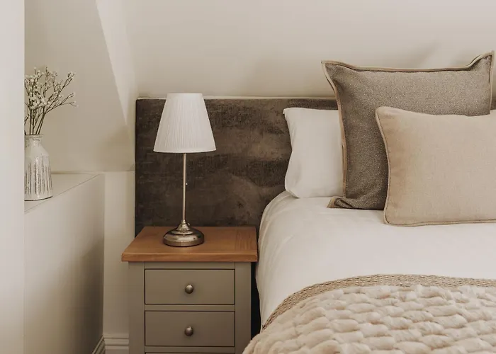 Valmere Retreat, Luxury Sleeps 4, Holiday home