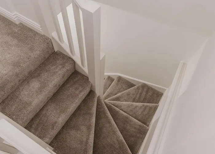 Valmere Retreat, Luxury Sleeps 4, * Windermere