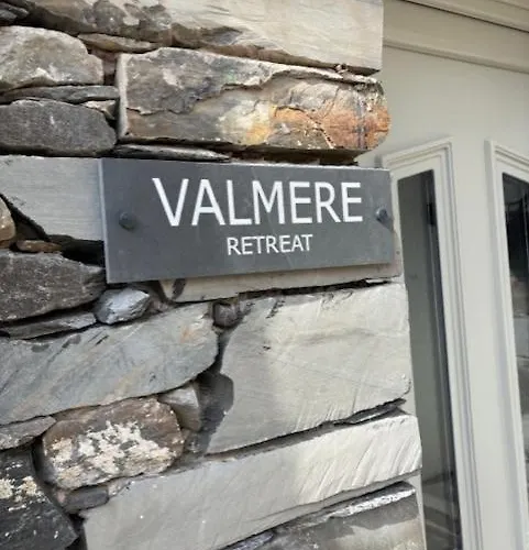 Holiday home Valmere Retreat, Luxury Sleeps 4,