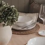 Valmere Retreat, Luxury Sleeps 4, *